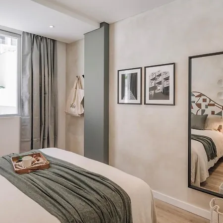 Tahua - 1 Bedroom And Terrace In Santo Antonio 아파트 리스본
